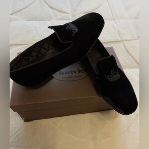NEW! $995 Church’s Velvet Black Crown Embroidered Smoking Loafers Slippers 8.5